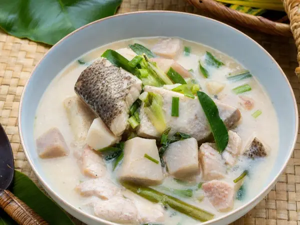 Chuukese Coconut Fish Taro Soup, plated as a finished dinner