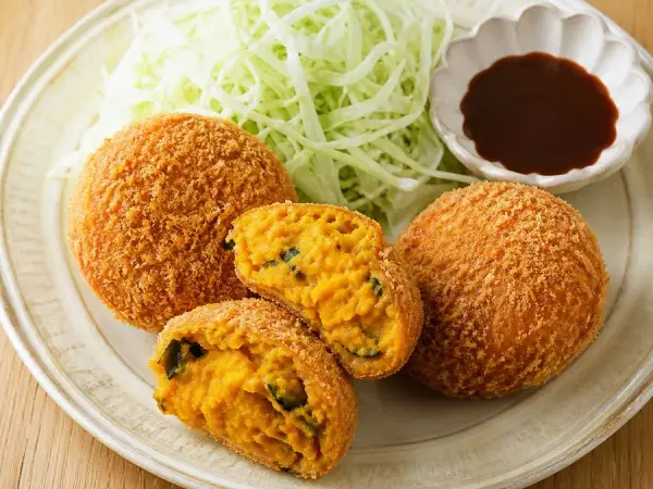 Japanese Kabocha Korokke with Cabbage, original finished dish food photograph