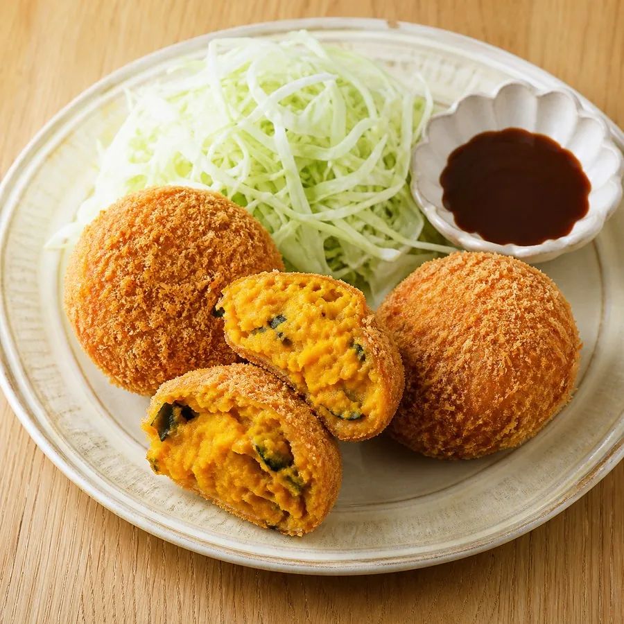 Japanese Kabocha Korokke with Cabbage, original finished dish food photograph