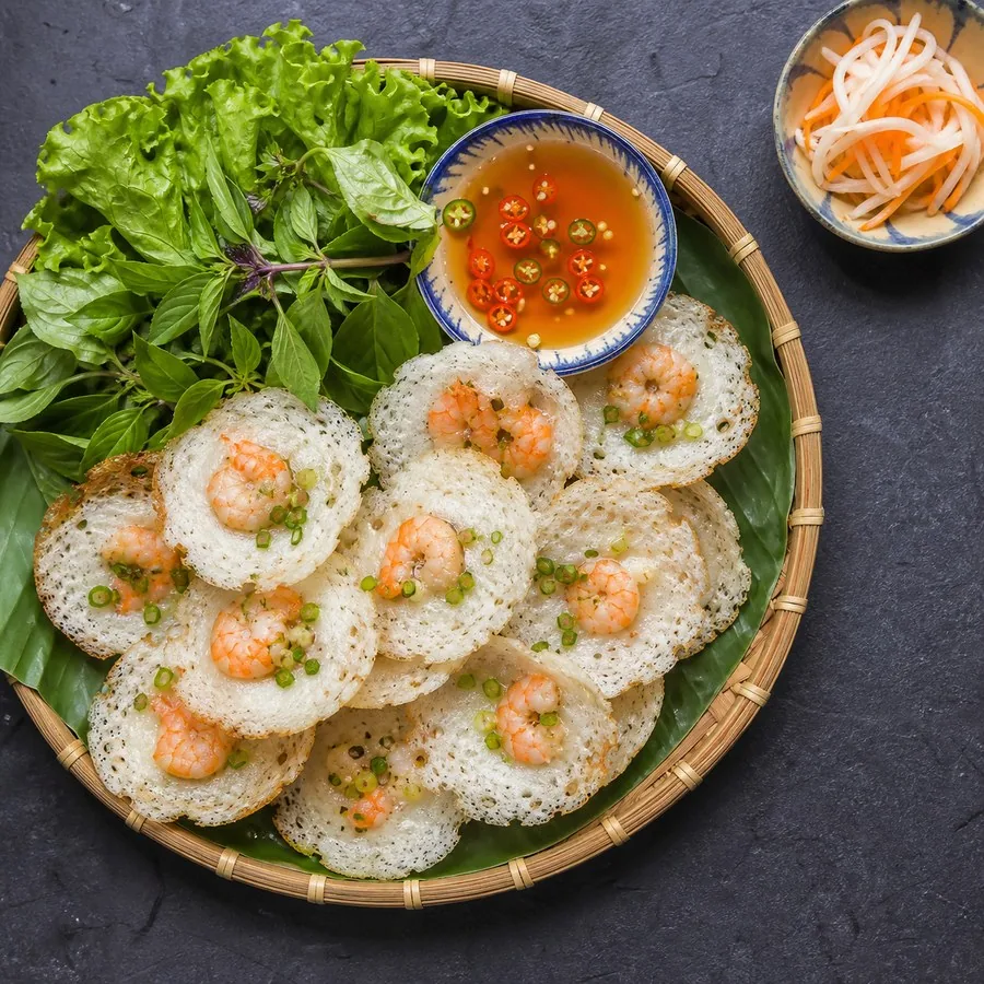 Vietnamese Banh Khot Shrimp Pancakes, original finished dish food photograph